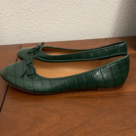 J Crew Croc Embossed Ballet Flats - Picture 5 of 8